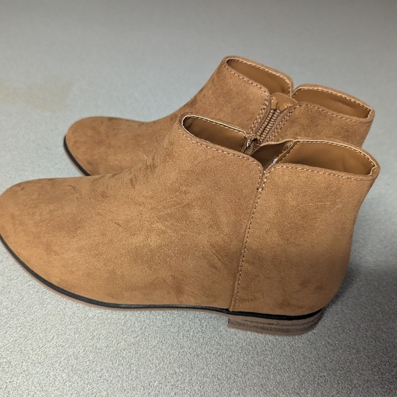 Cat and Jack girl velvet booties color Sz 3 - Picture 11 of 16